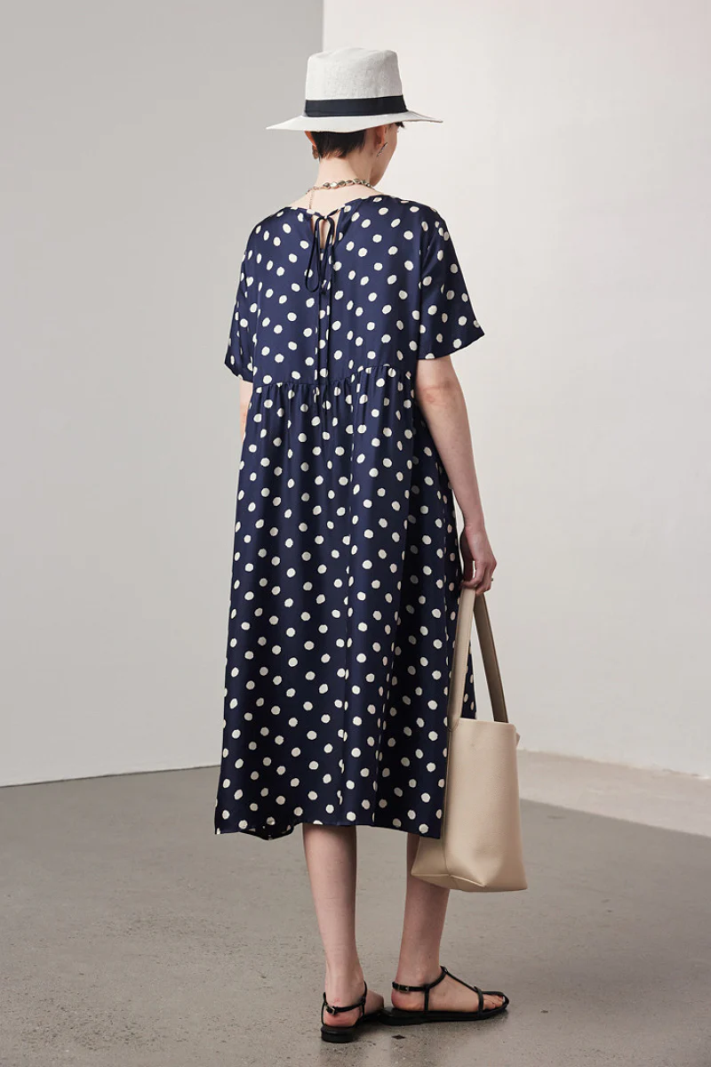 100 Mulberry Silk Polka-Dot Short-Sleeve Midi Dress in Navy - HBQMJX