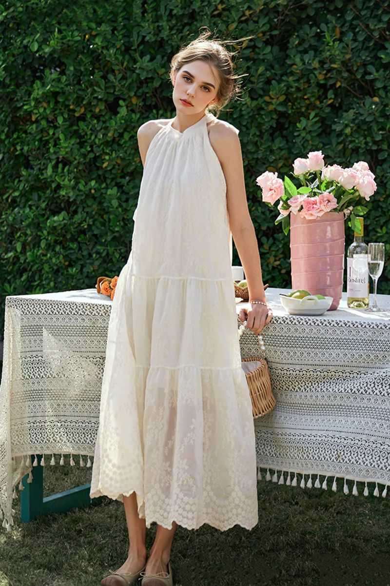Ivory Embroidered Halter-Neck Tiered Midi Dress with Lace Hem - HBQMJX