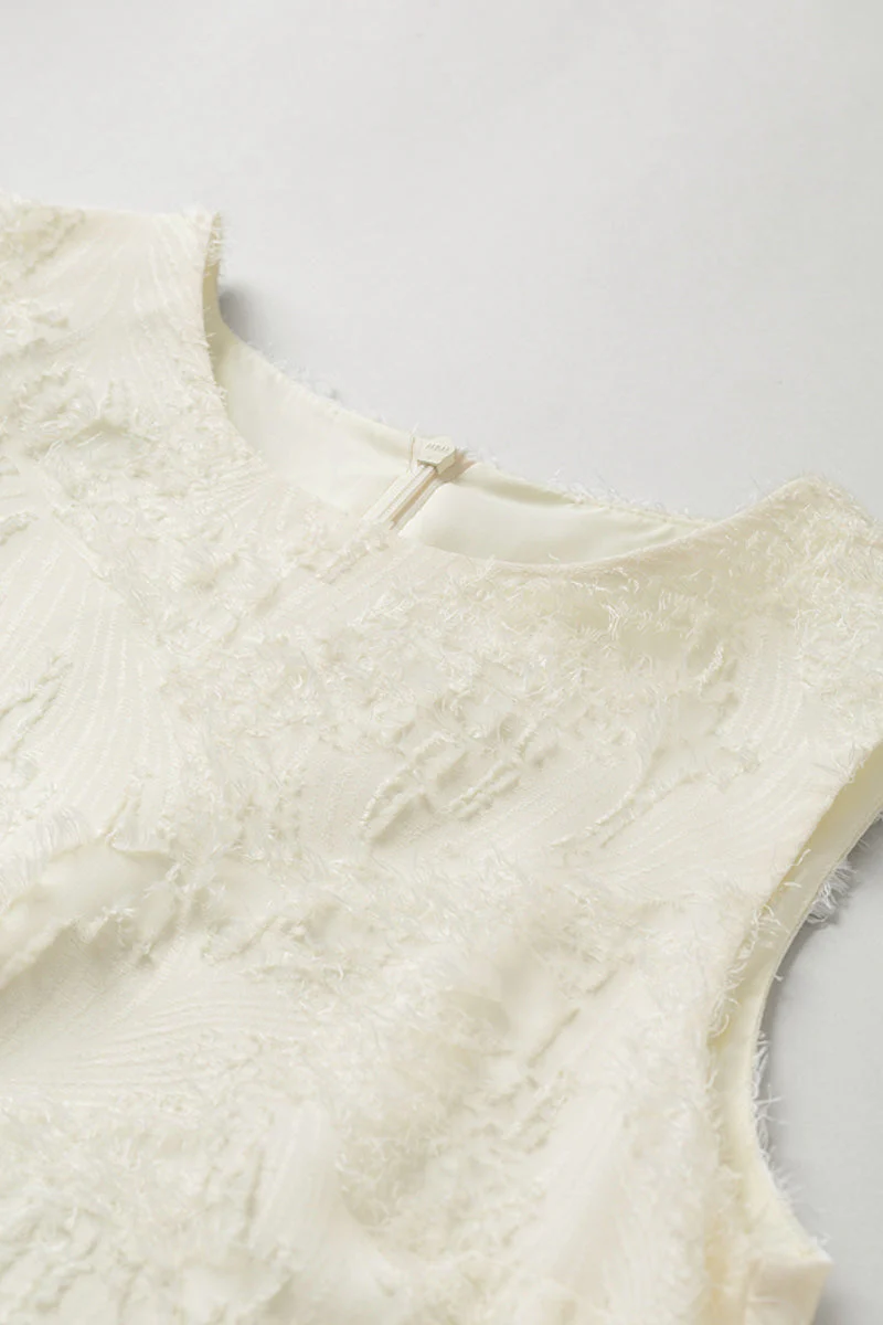 White Pleated Frayed Jacquard Mixed-Media Midi Dress - HBQMJX