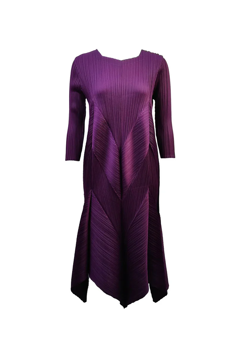 Pleated Long-Sleeve Midi Dress with Tulip Hem - HBQMJX