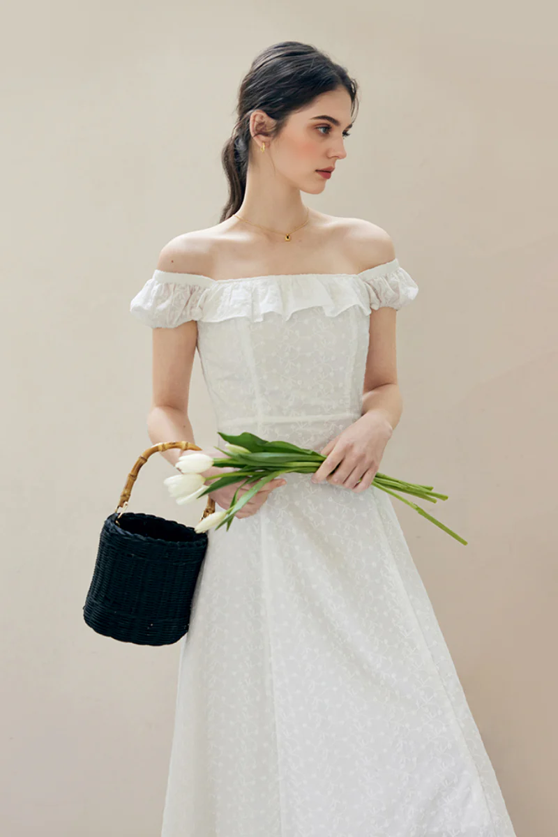 White Cotton Embroidery Off-Shoulder Midi Dress - HBQMJX