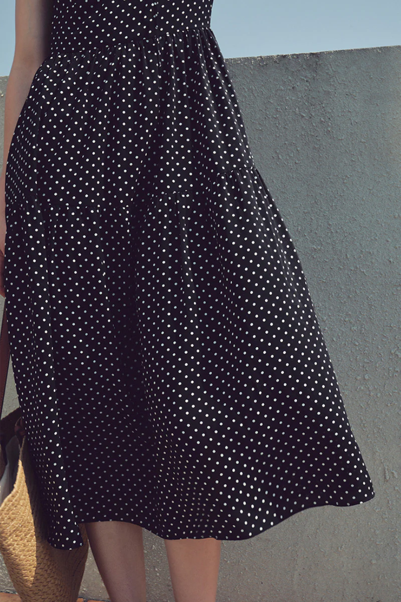 Black Polka-Dot Sweetheart Midi Dress - HBQMJX