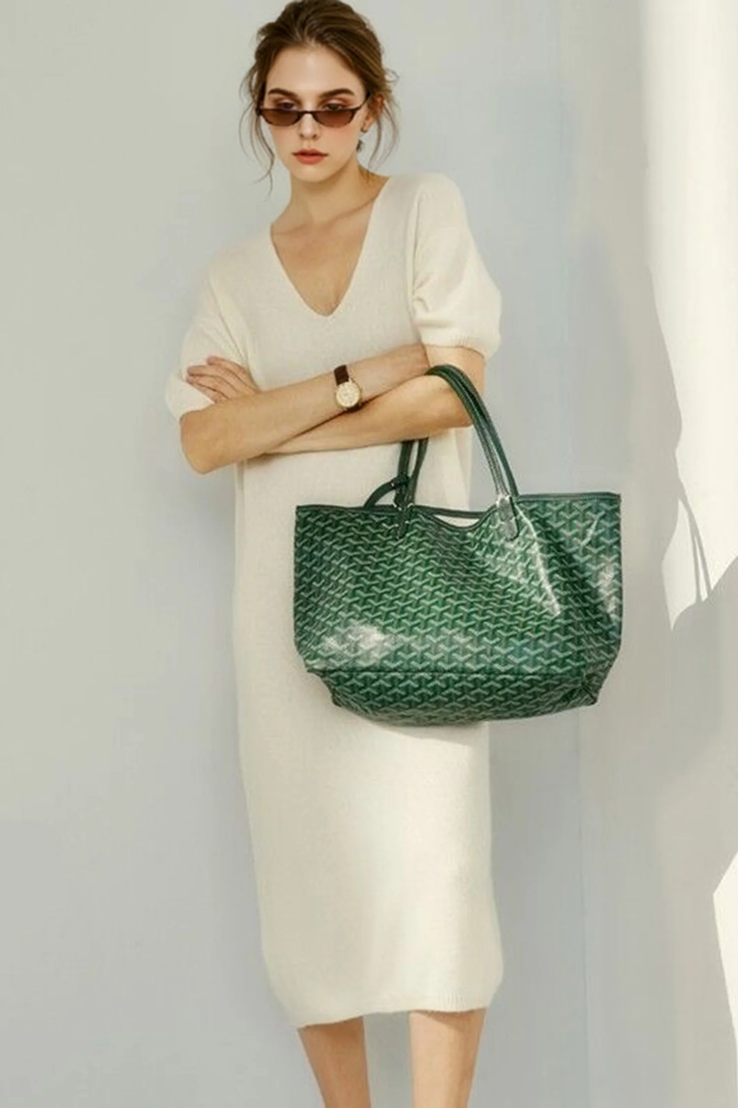 100% Wool Short Sleeve V-Neck Midi Sweater Dress - HBQMJX