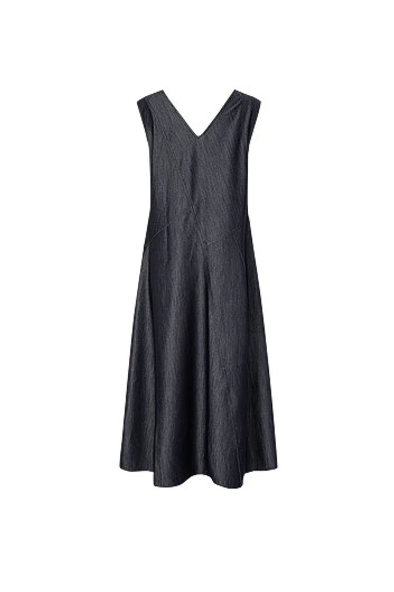 Structured V-Neck Sleeveless Midi Dress - HBQMJX