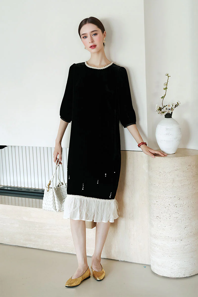 Ostrich-Feather Velvet Elbow-Sleeve Midi Dress with Pearl Trim - HBQMJX
