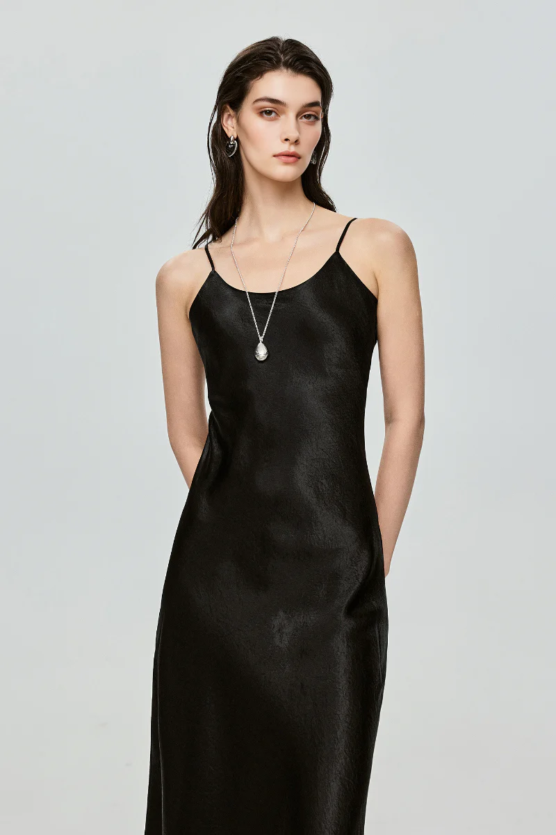 Black Bias Cut Satin Slip Midi Dress - HBQMJX