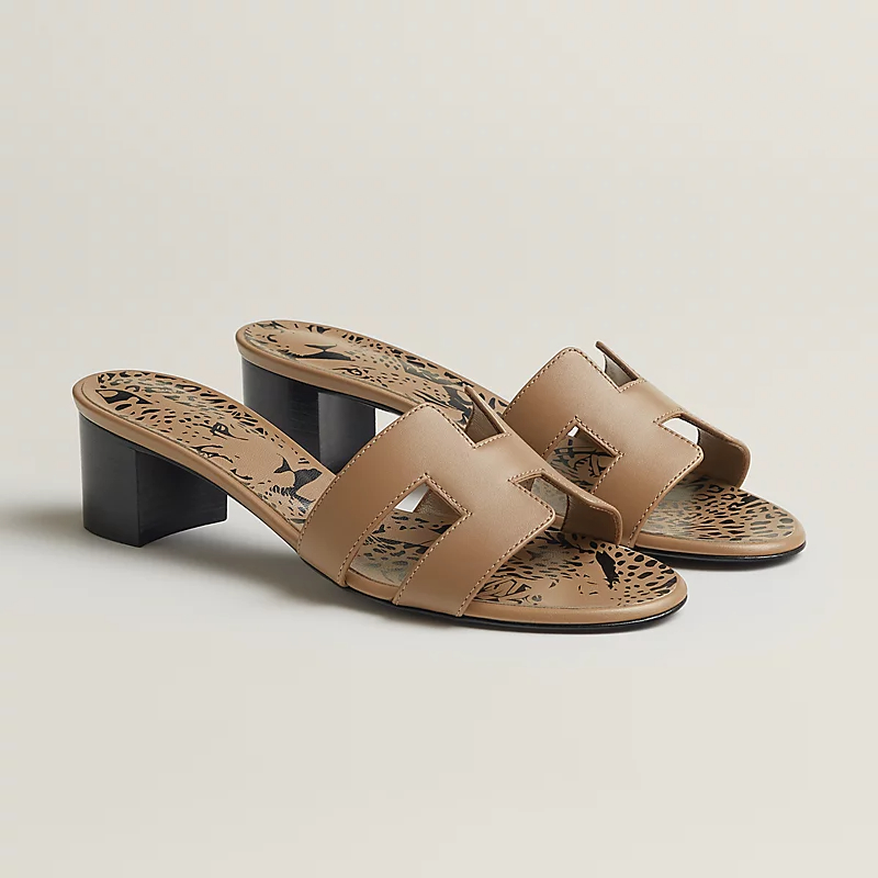 HERMES Oasis Slippers High-heeled slippers Brown High Heels Sandal