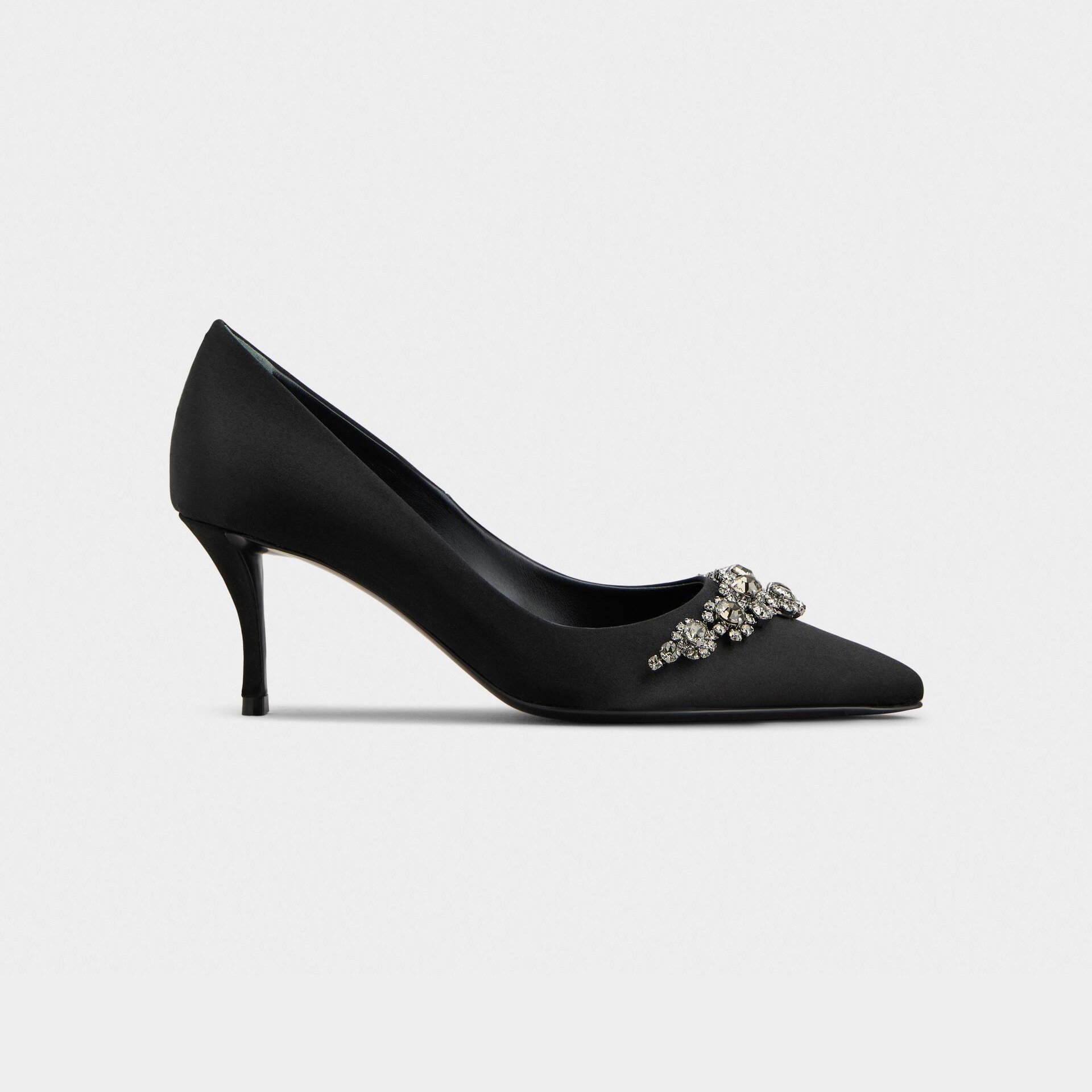 Roger Vivier Efflorescence Pumps High Heels In Black Satin With Crystal Flowers Buckle (Heel Height 6.5cm)