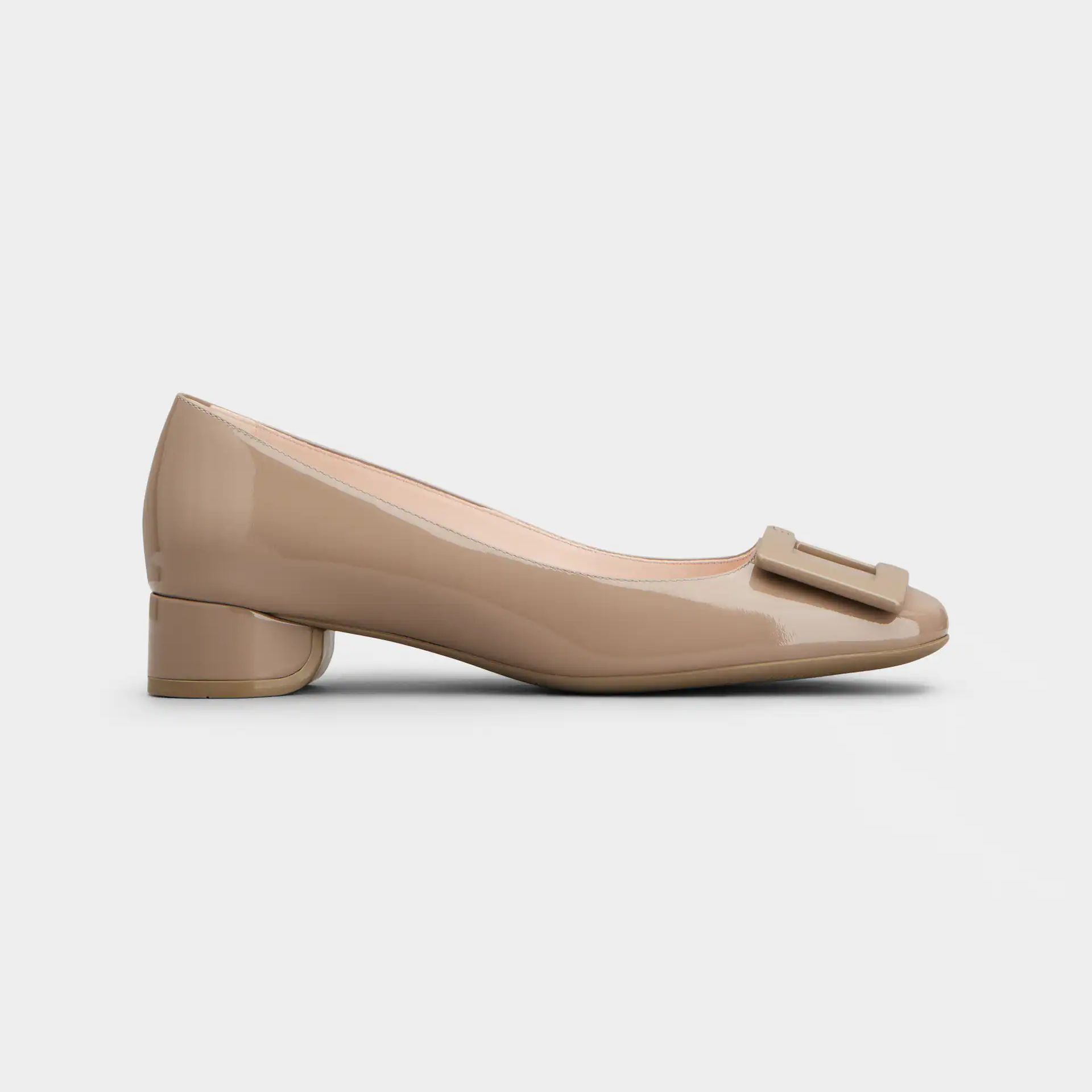 Roger Vivier U Look Ballerinas In Beige Patent Leather With Lacquered Buckle (Heel Height 2.5cm)
