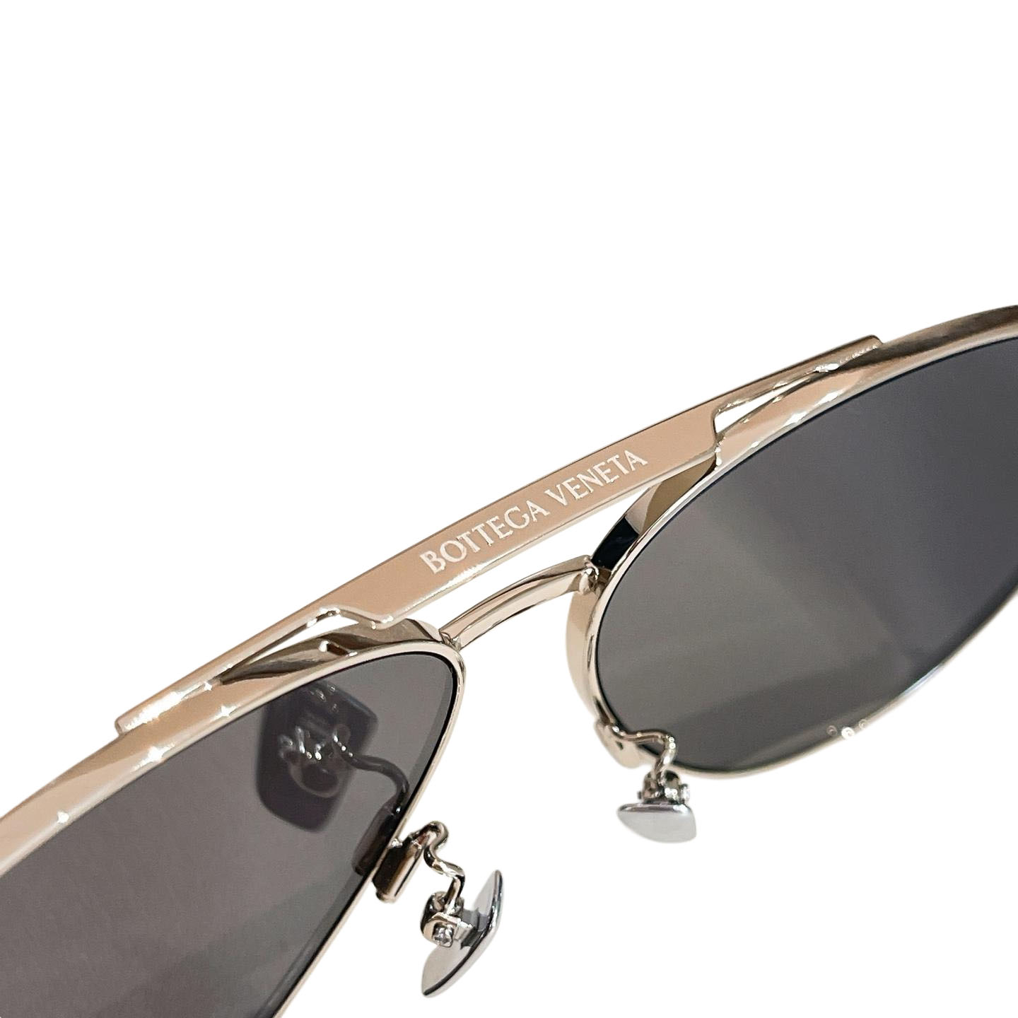 Bottega Veneta Pilot glasses black silver/silver/black gold/green gold/tawny gold/brown gold color Size 63口13-138