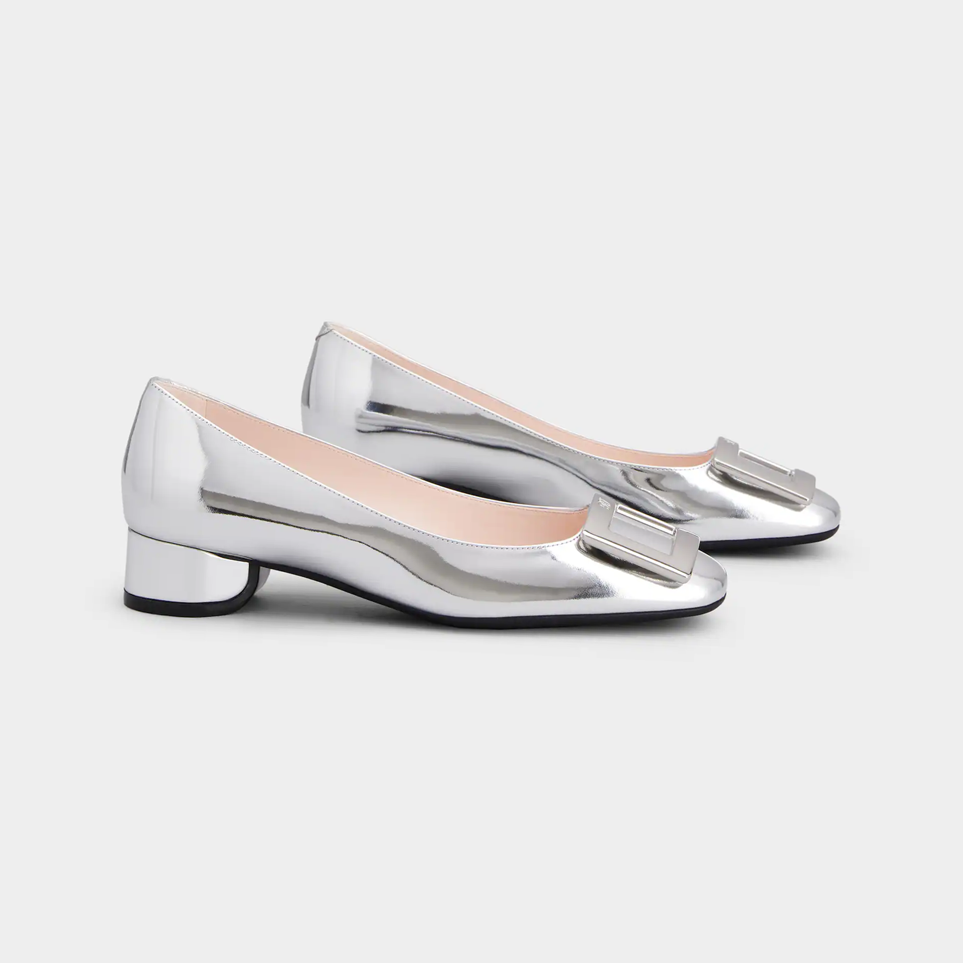 Roger Vivier U Look Ballerinas In Silver Calfskin Leather With Lacquered Buckle (Heel Height 2.5cm)