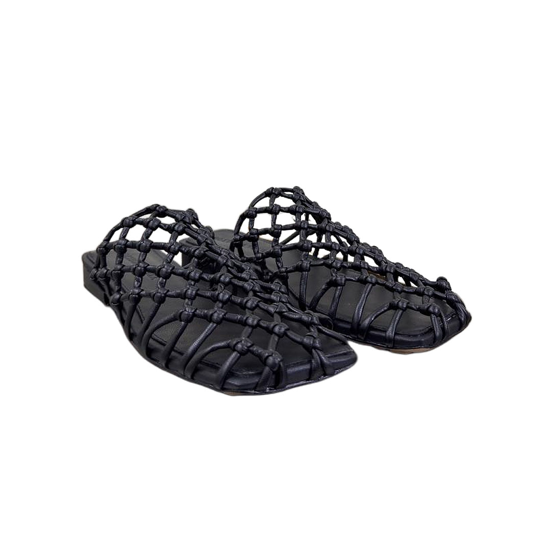 Bottega Veneta Riva Flat Mule In Black Woven Hand-Knotted Leather Mule Pump