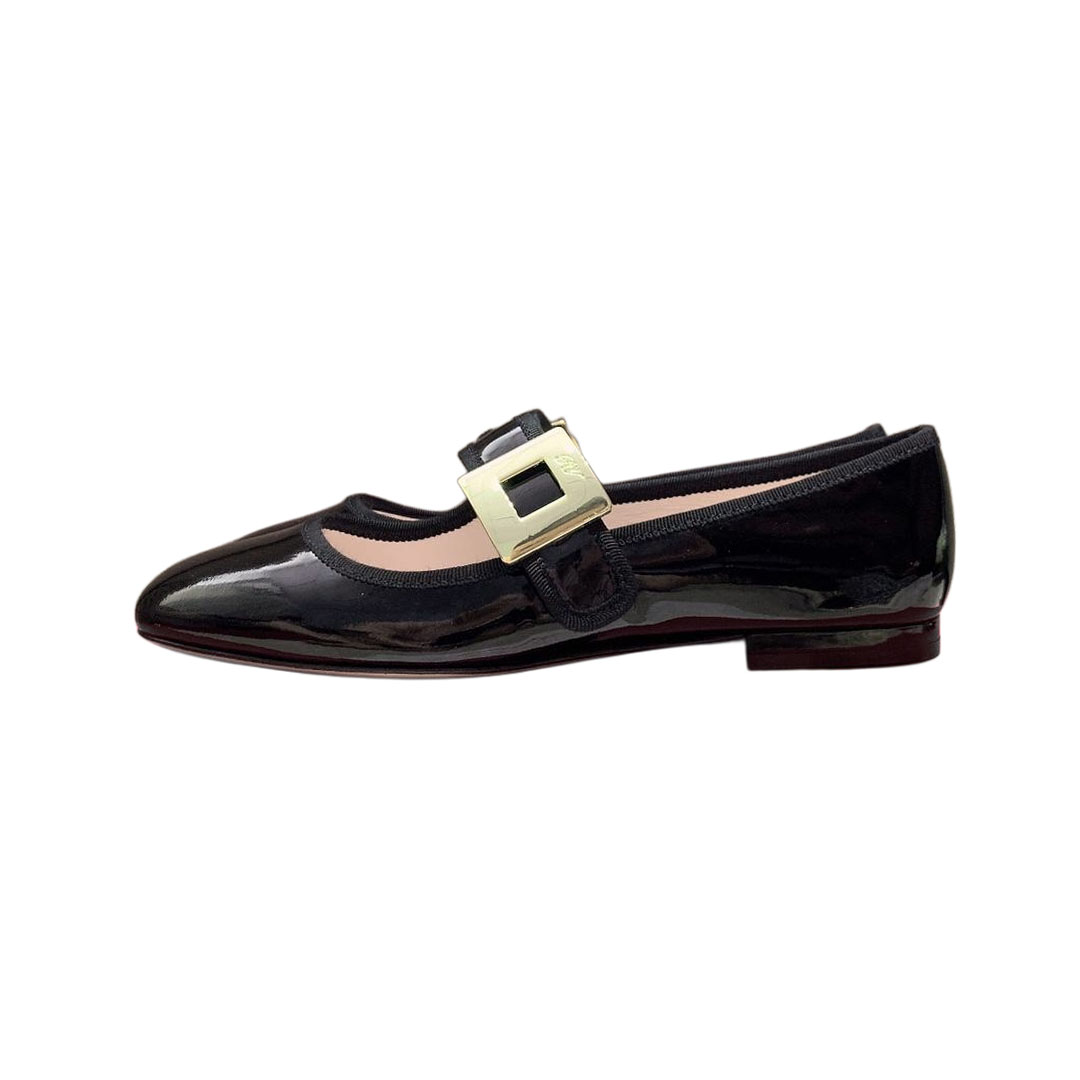 Roger Vivier Très Vivier Mary Janes In White/Black Patent Leather With Metal Buckle (Heel Height 0.5cm)
