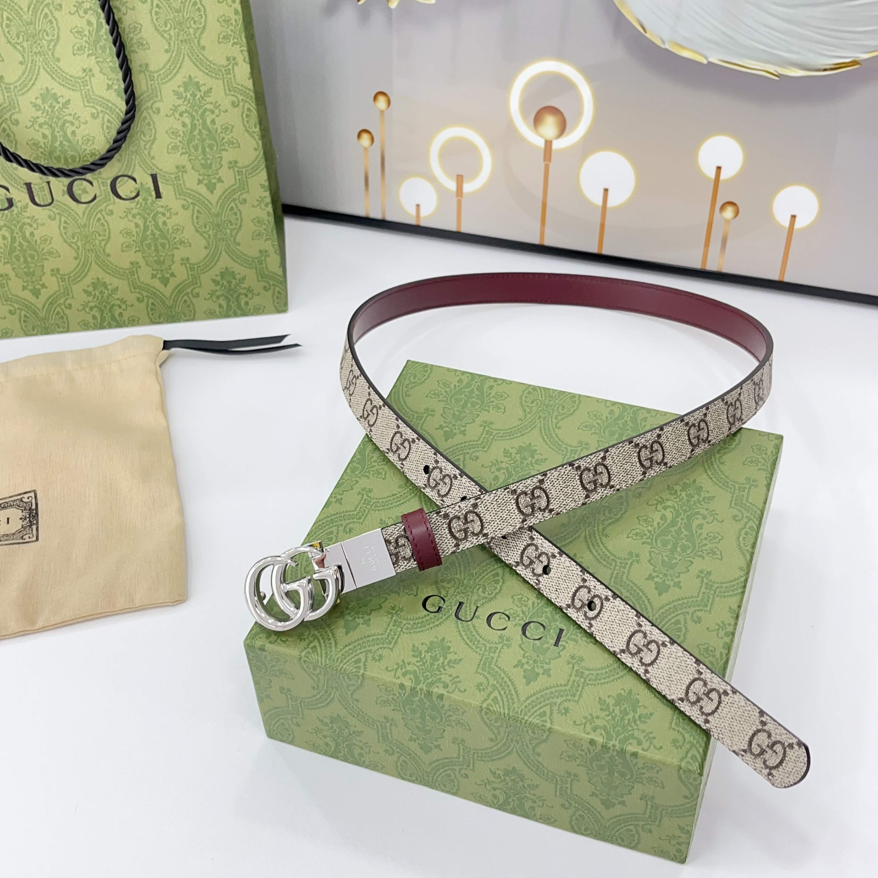 Gucci Women's GG Buckle Marmont Reversible Belt In Red Calfskin And Beige Canvas With Gold/Silver Hardware 20mm