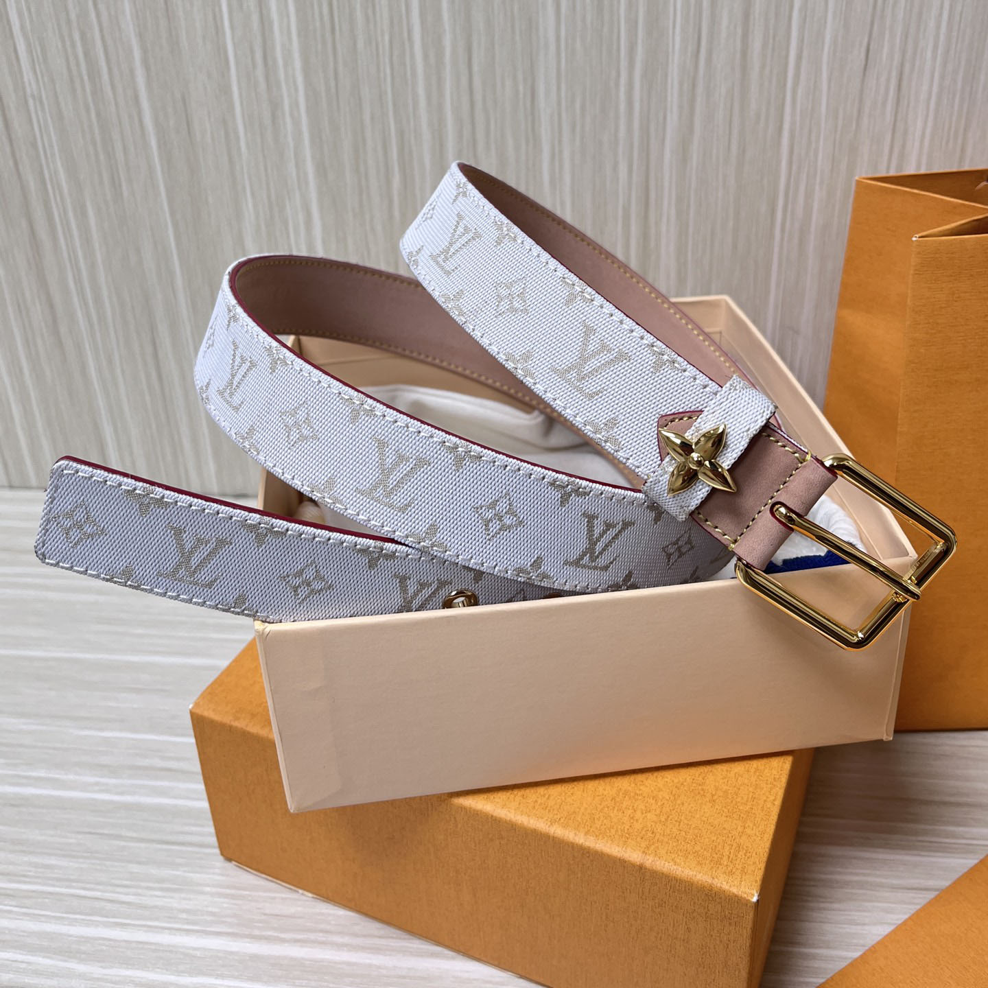 Louis Vuitton Women's Flowergram Ardillon Belt In White/Blue Monogram Canvas With Gold Hardware 30mm