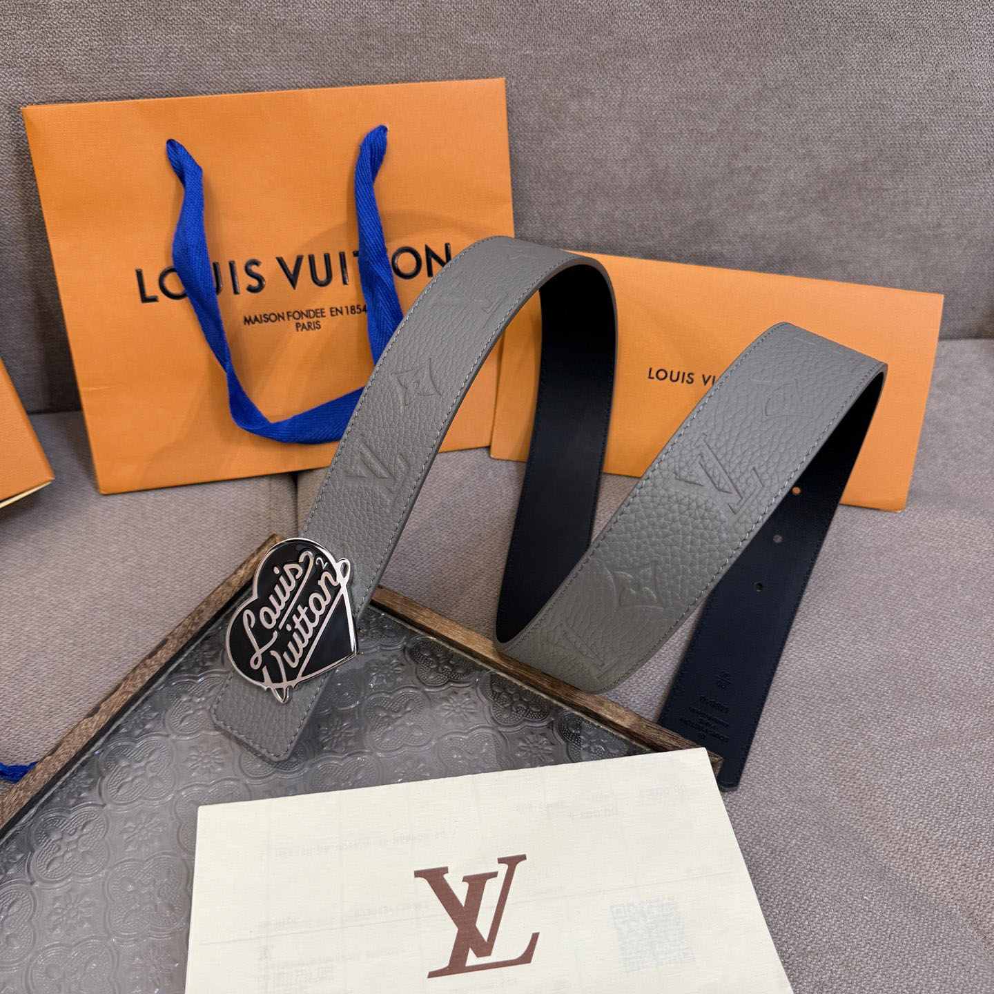 Louis Vuitton Men's Shield LV Heart Buckle Reversible Belt In Grey/Black Calfskin With Silver Hardware 40mm