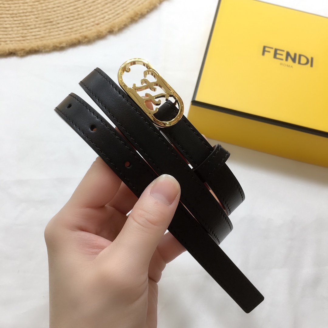 Fendi Women's O lock Belt In Black/White Calfskin With Gold Hardware 15mm