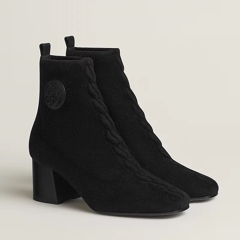 HERMES Jenna  Black ankle boots