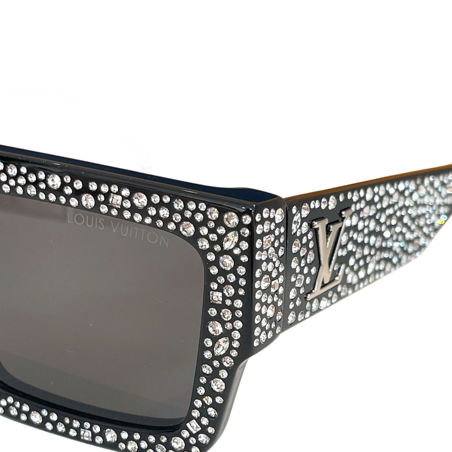 Louis Vuitton Square Glass pearls frame glasses black/eggplant/brown color Size 53口22-145