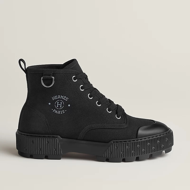 HERMES Itineraire Black ankle boots