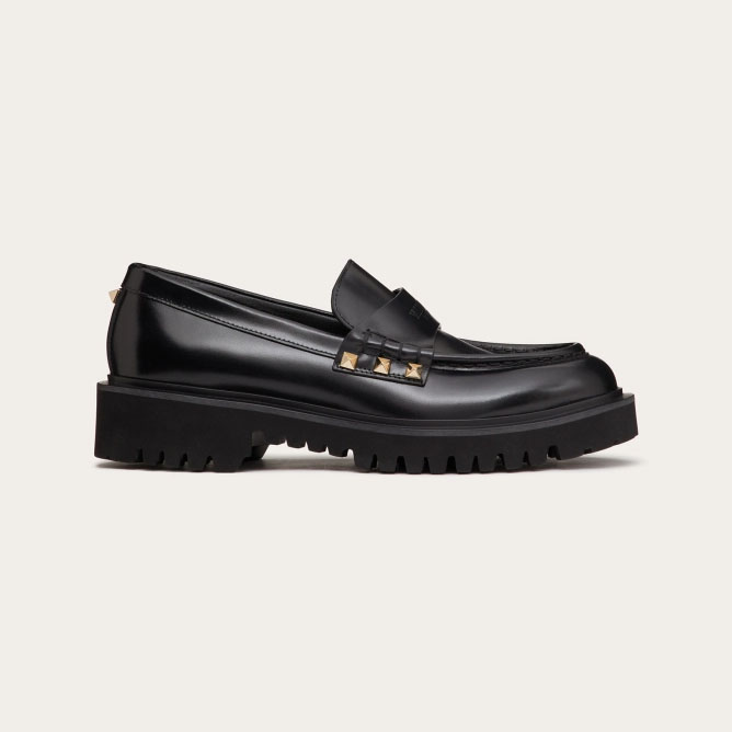 VALENTINO ROCKSTUD Black calf leather loafers