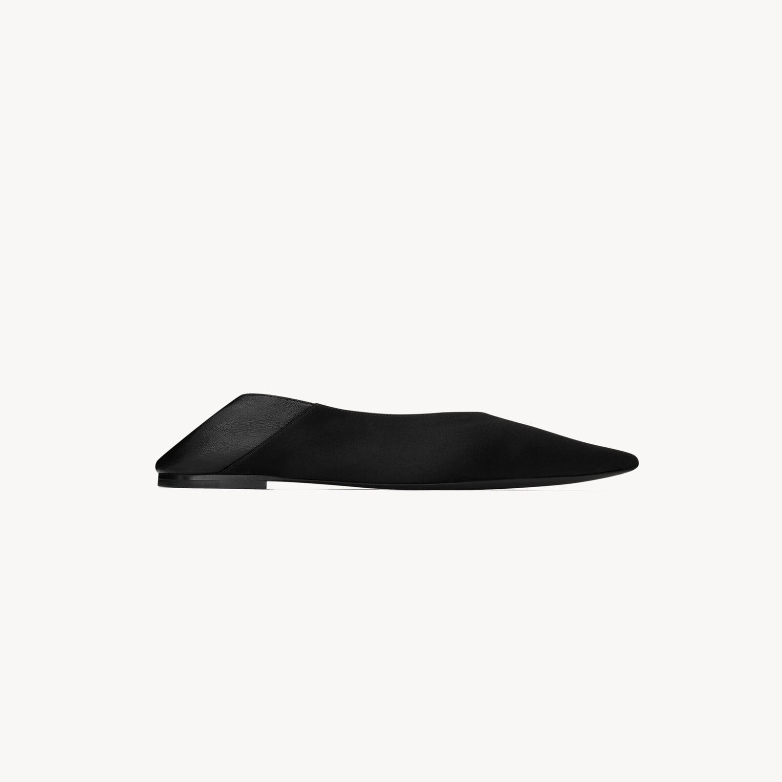 Yves Saint Laurent Crepe satin slippers Flat shoes