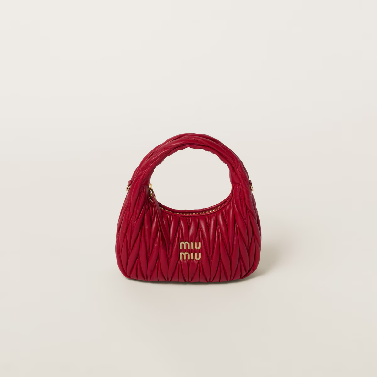 Miu Miu Wander Matelassé Quilted Lambskin Leather handbag Red Crossbody Bags