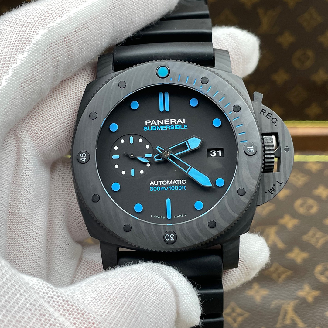 PANERAI-SUBMERSIBLE-PAM01616-47MM-Carbon Fibe