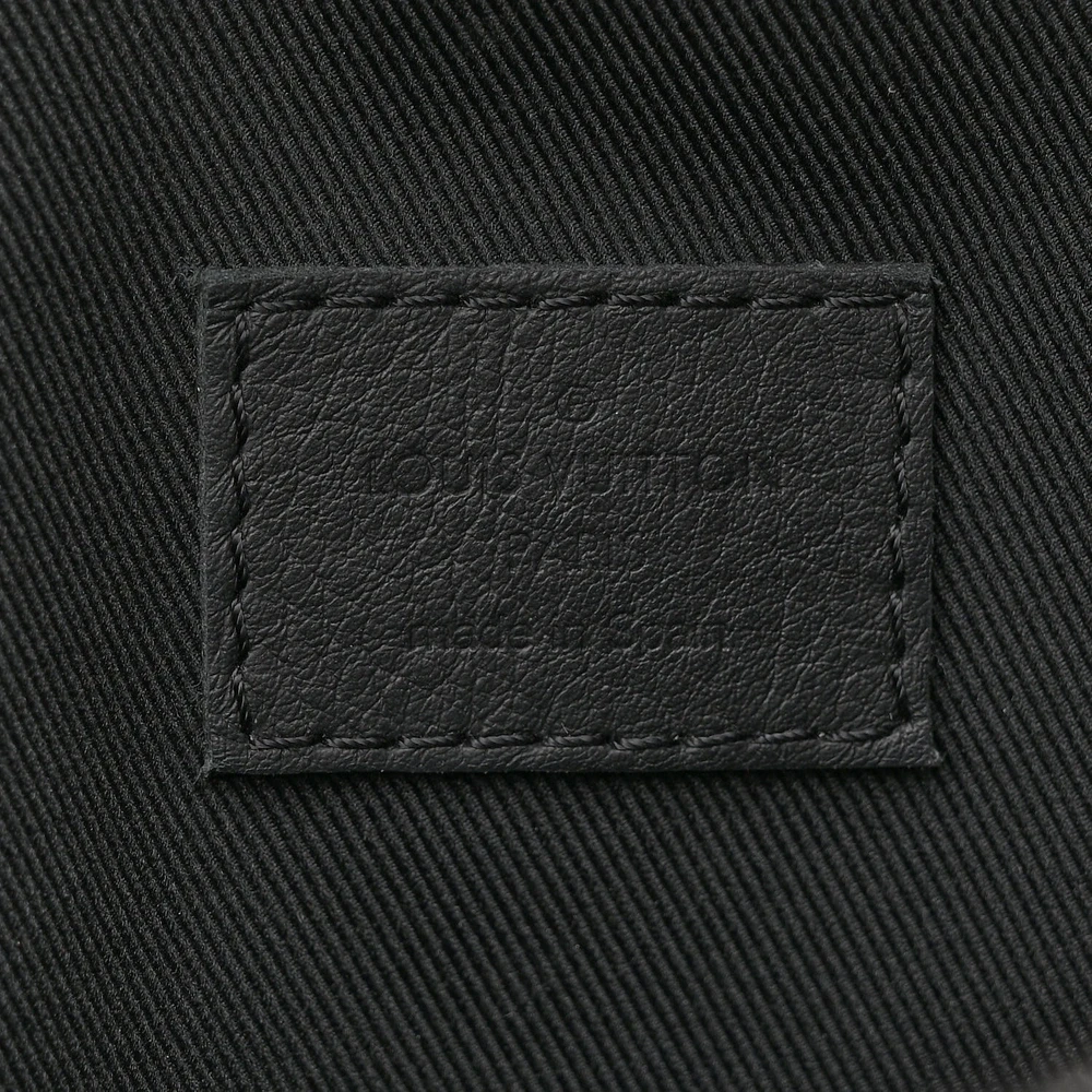 Louis Vuitton Shadow Discovery Bumbag MM Black Monogram Calfskin Leather Black Hardware