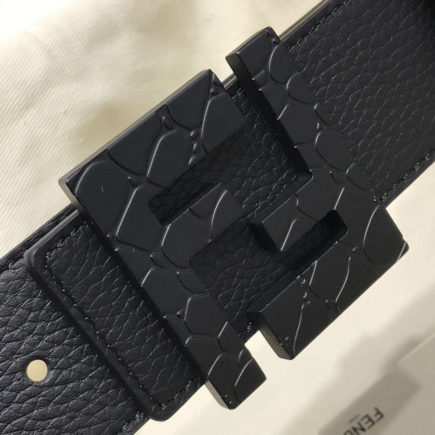 Fendi Men's Square Buckle Belt In Black/Olive Litchi Grain Calfskin With Silver Hardware 38mm