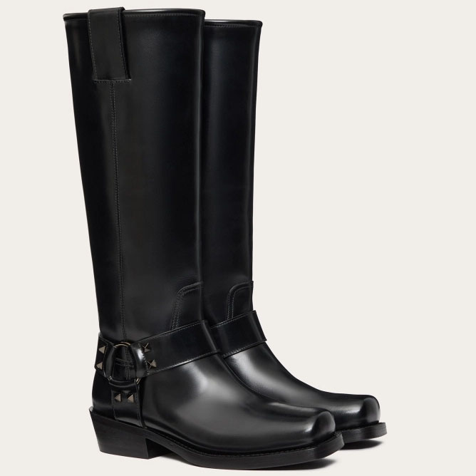 VALENTINO ROCKSTUD Calf leather motorcycle boots (heel height 4cm)