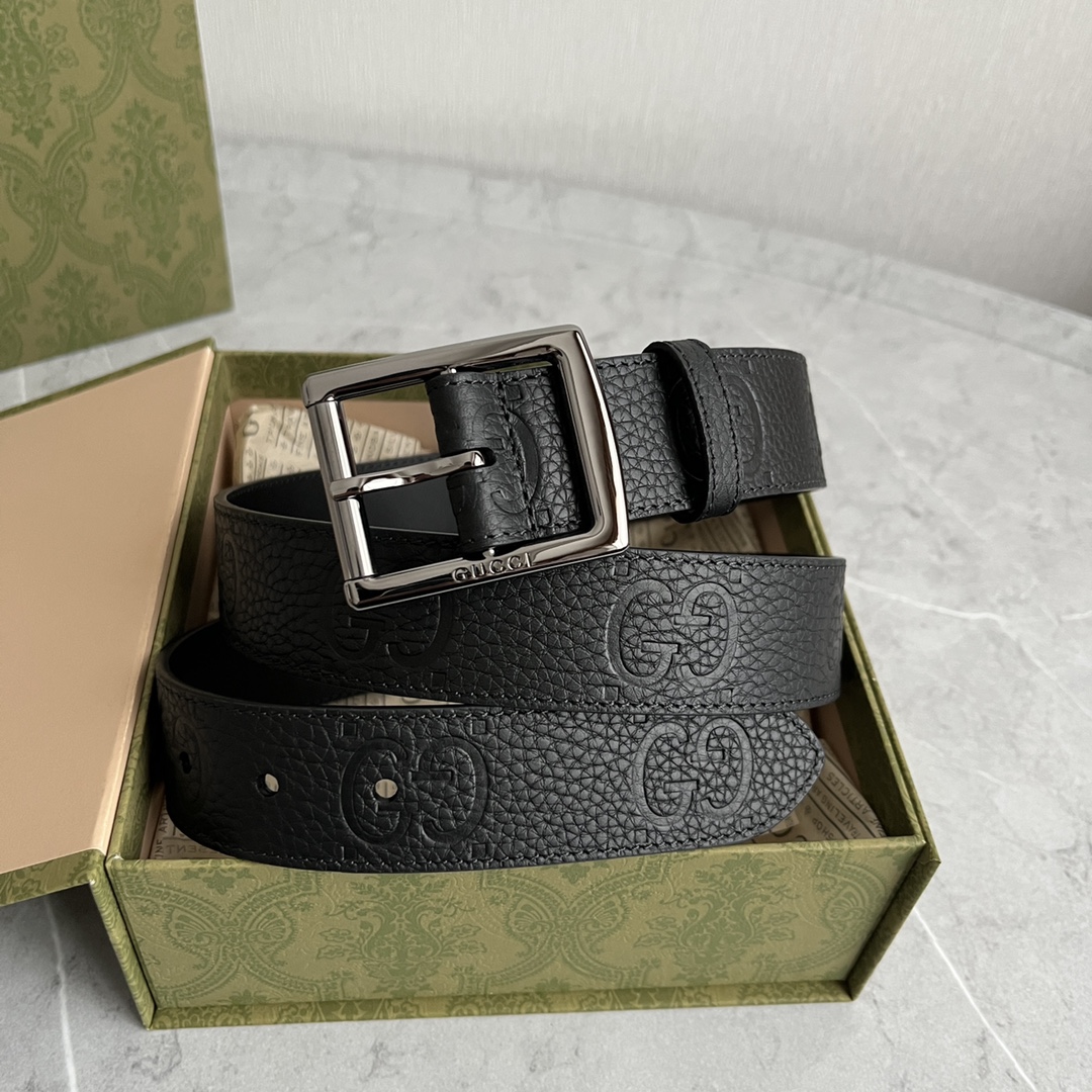 Gucci Men' s Square Buckle Belt In Black GG Grained Calfskin With Gold/Silver Hardware 35mm