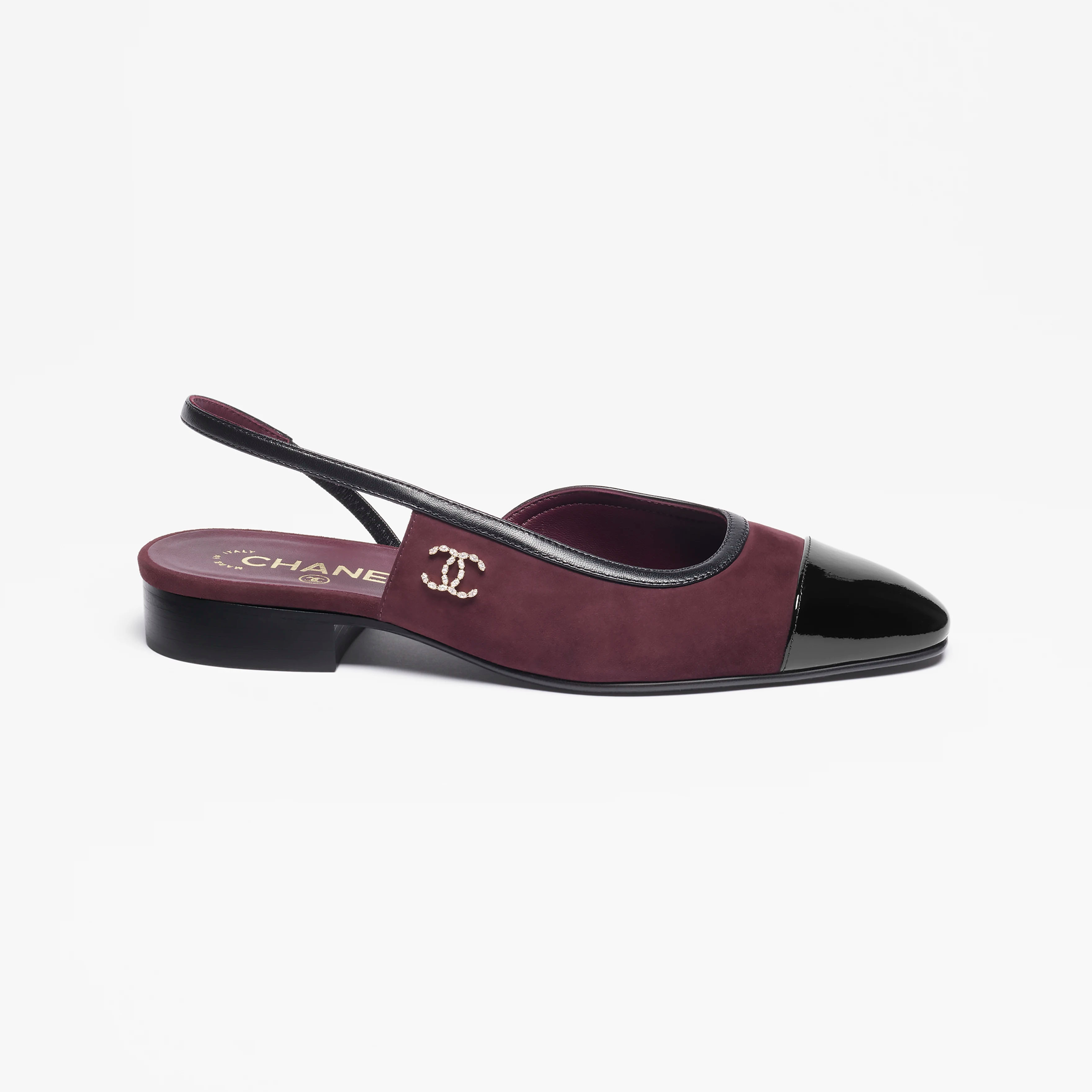 Chanel, burgundy and black, suede, lambskin, lacquered calf leather Rear lace up flat shoes