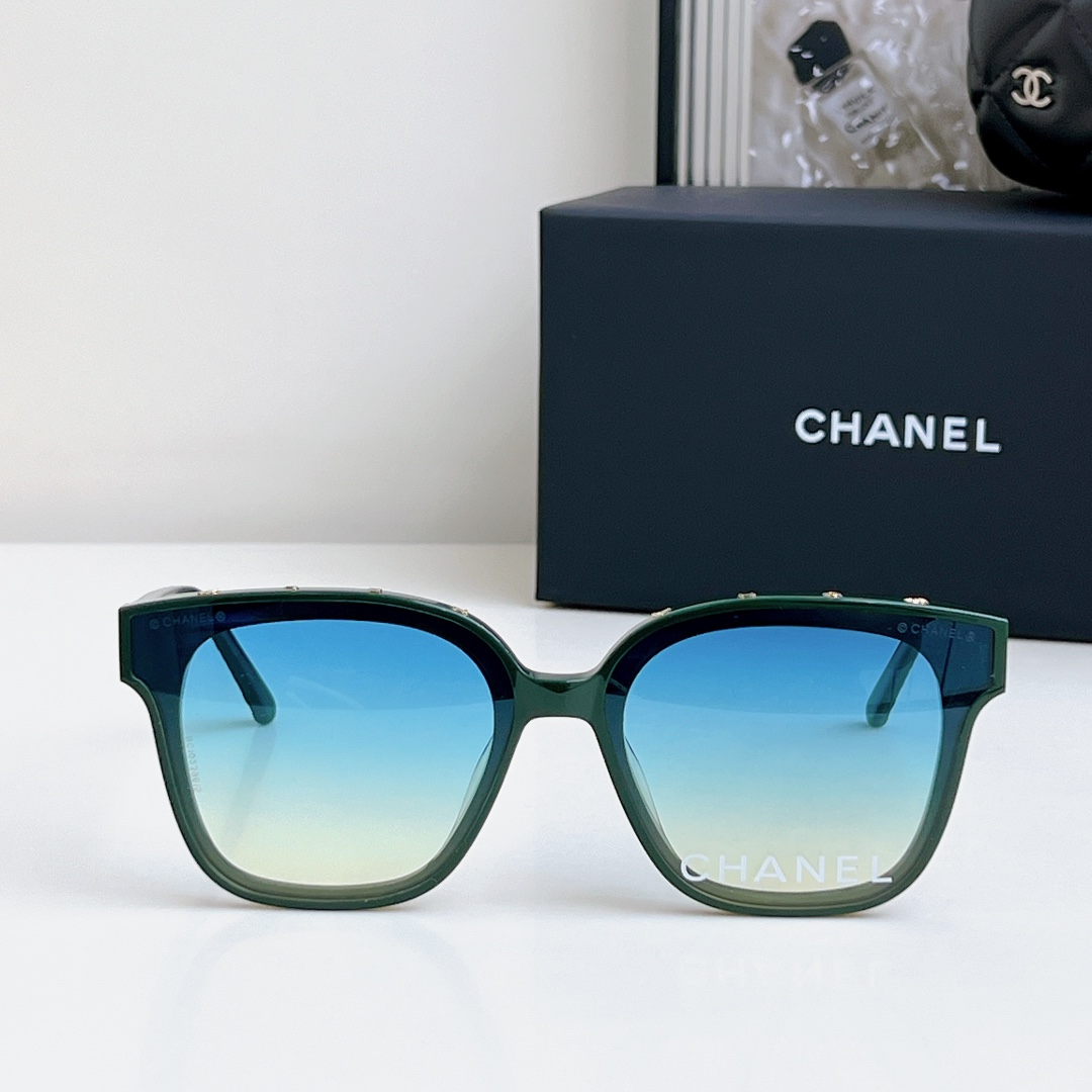 CHANEL square frame glasses blue-green gradient/black color size 65-16-145