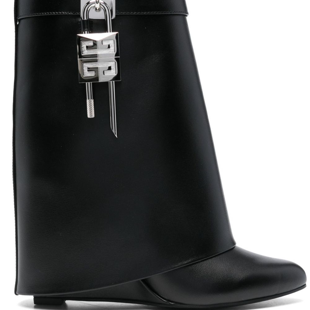 GIVENCHY Black high heel ankle boots (9cm)