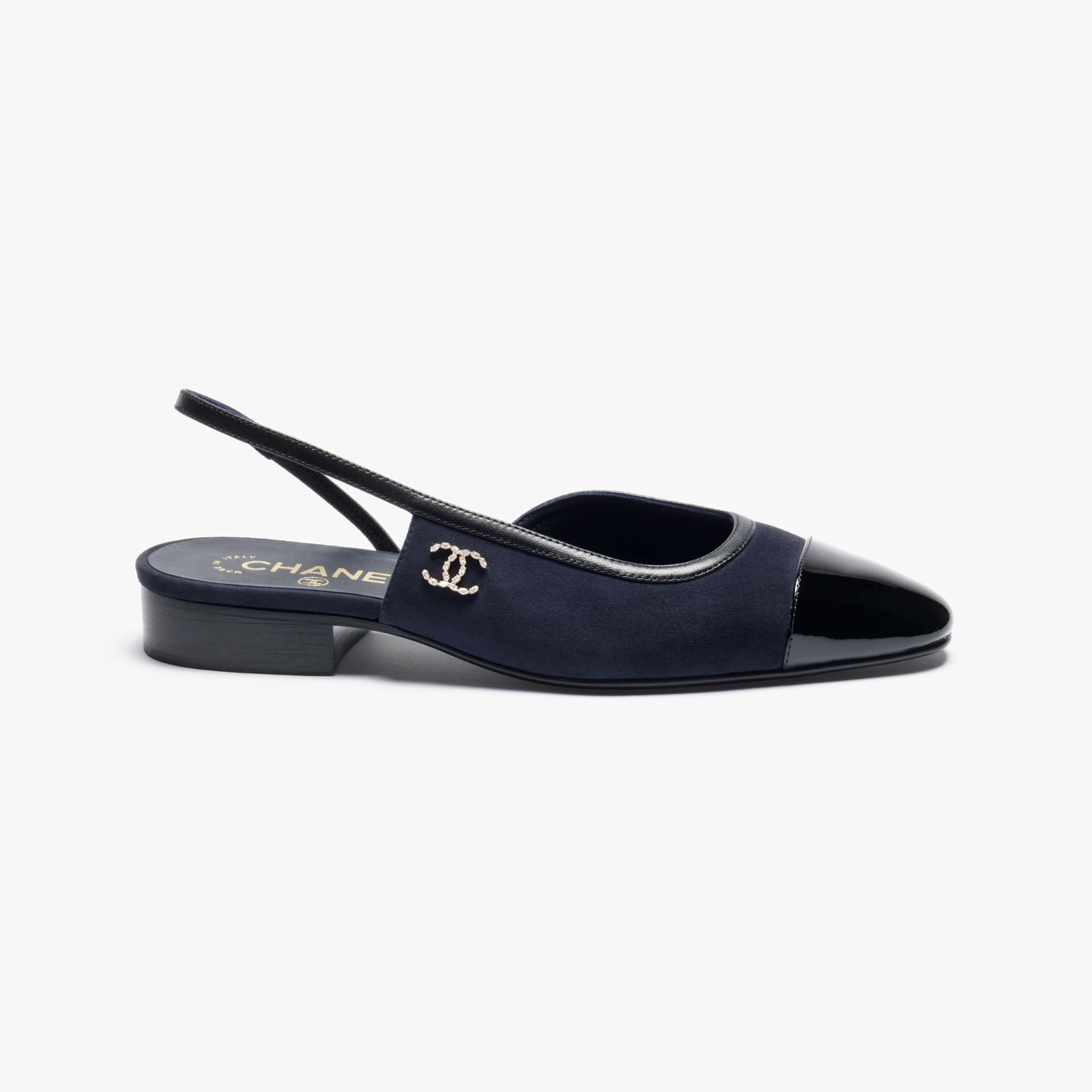 Chanel Black lace up flat shoes Navy and black, suede