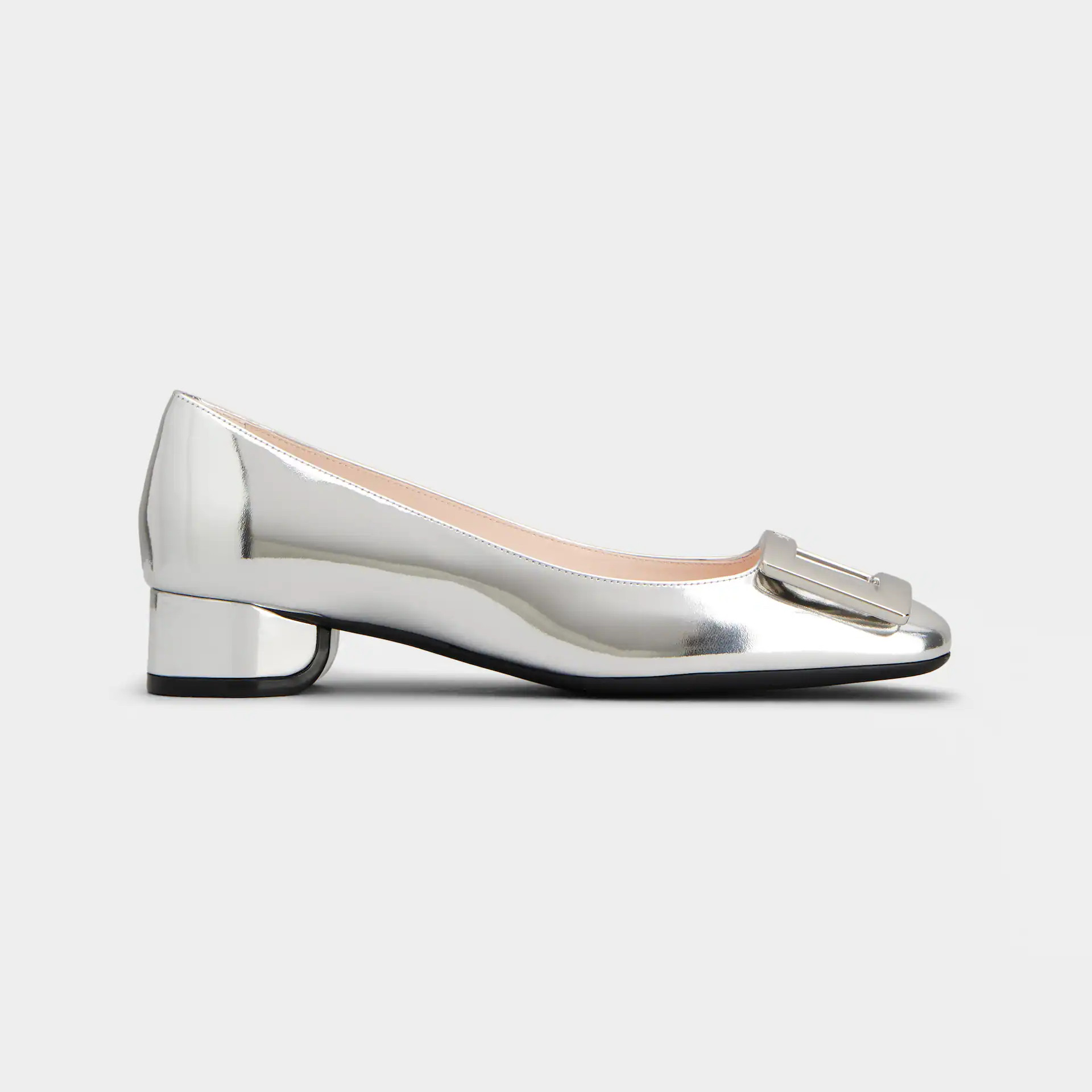 Roger Vivier U Look Ballerinas In Silver Calfskin Leather With Lacquered Buckle (Heel Height 2.5cm)