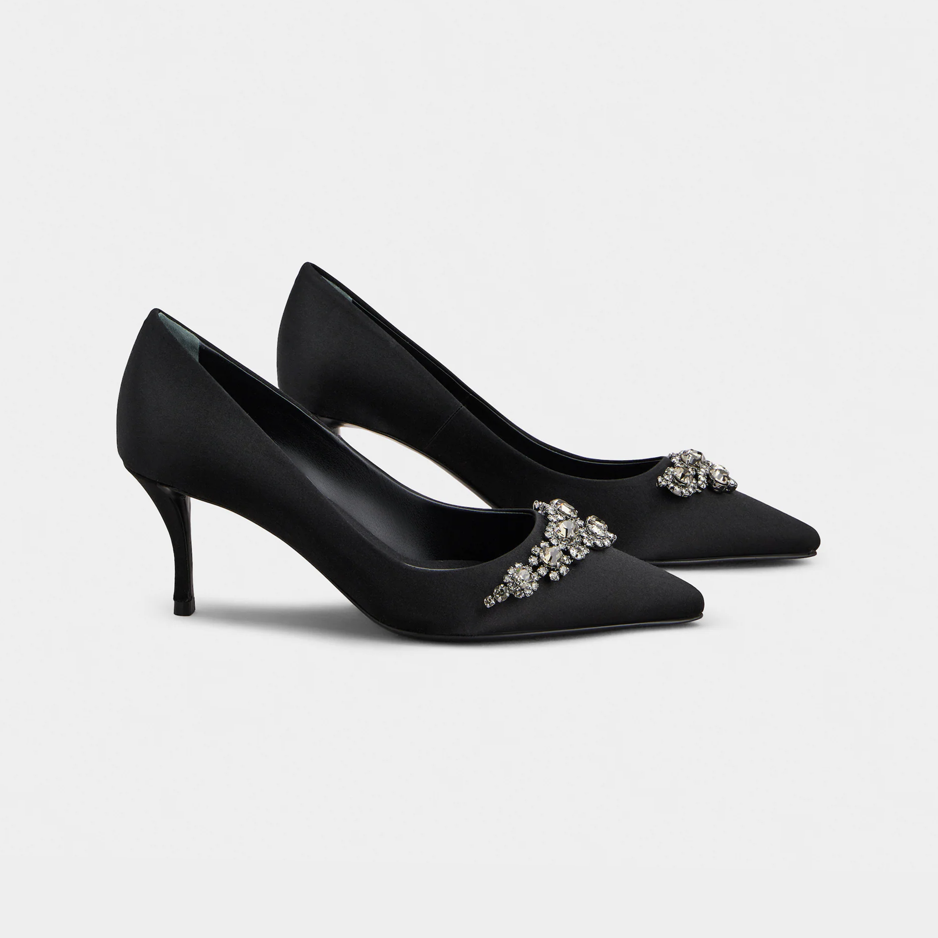 Roger Vivier Efflorescence Pumps High Heels In Black Satin With Crystal Flowers Buckle (Heel Height 6.5cm)
