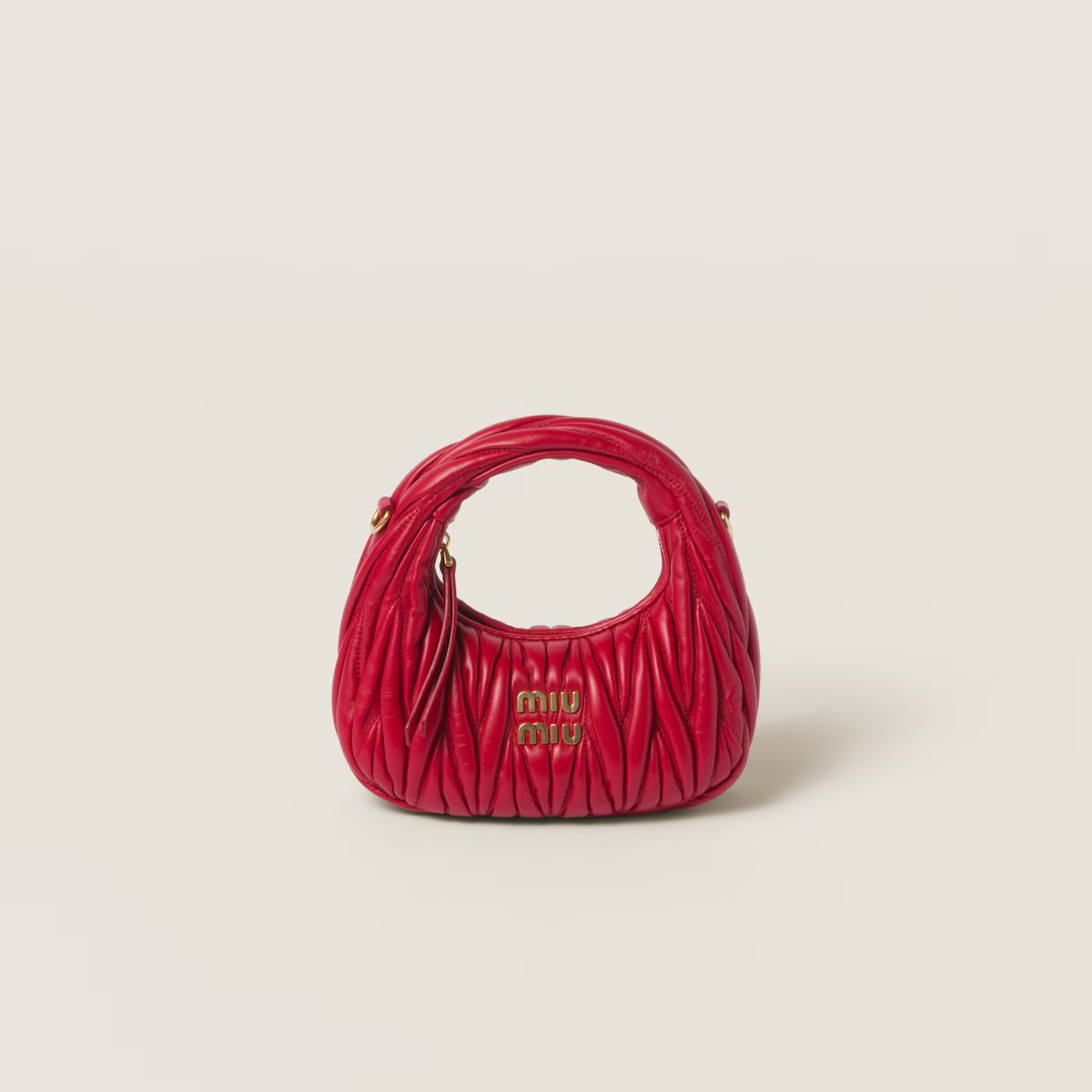 Miu Miu Wander Matelassé Quilted Lambskin Leather handbag Red Crossbody Bags