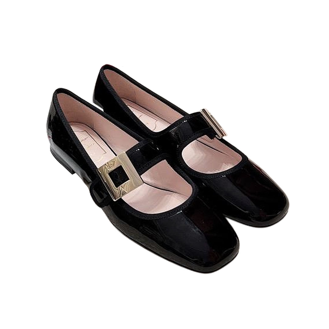 Roger Vivier Très Vivier Mary Janes In White/Black Patent Leather With Metal Buckle (Heel Height 0.5cm)