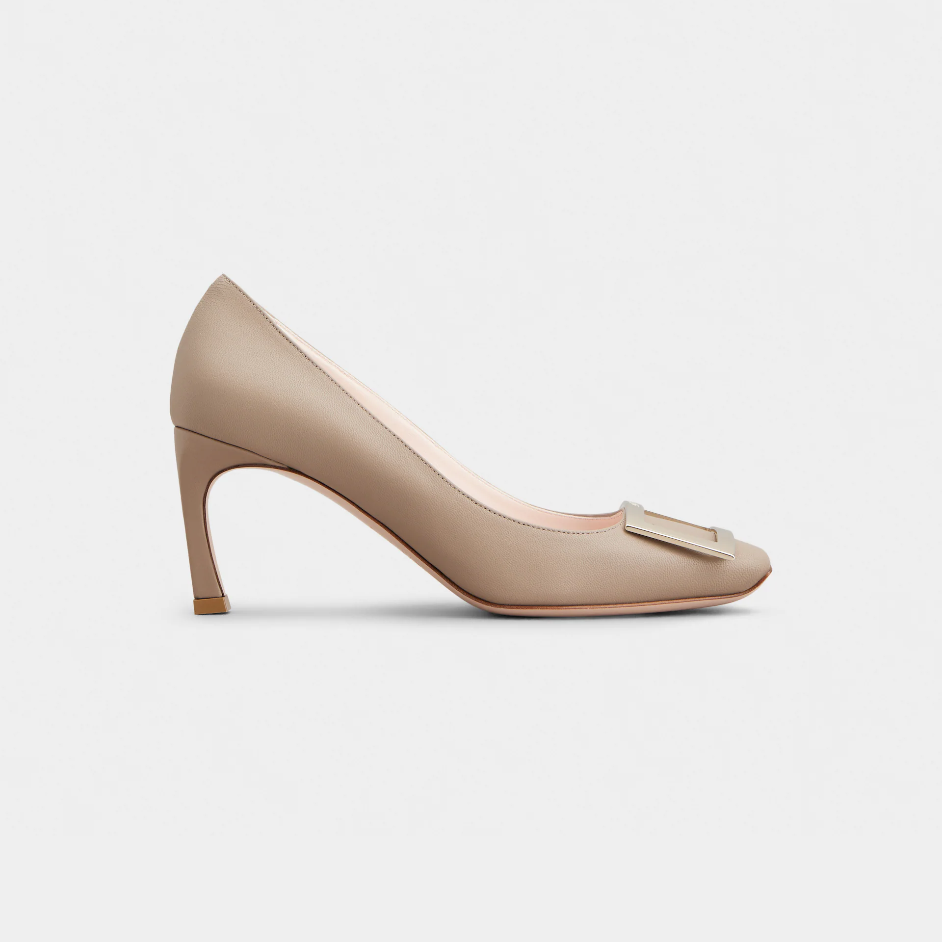 Roger Vivier Trompette Pumps High Heels In Beige Calfskin Leather With Metal Buckle (Heel Height 7cm)