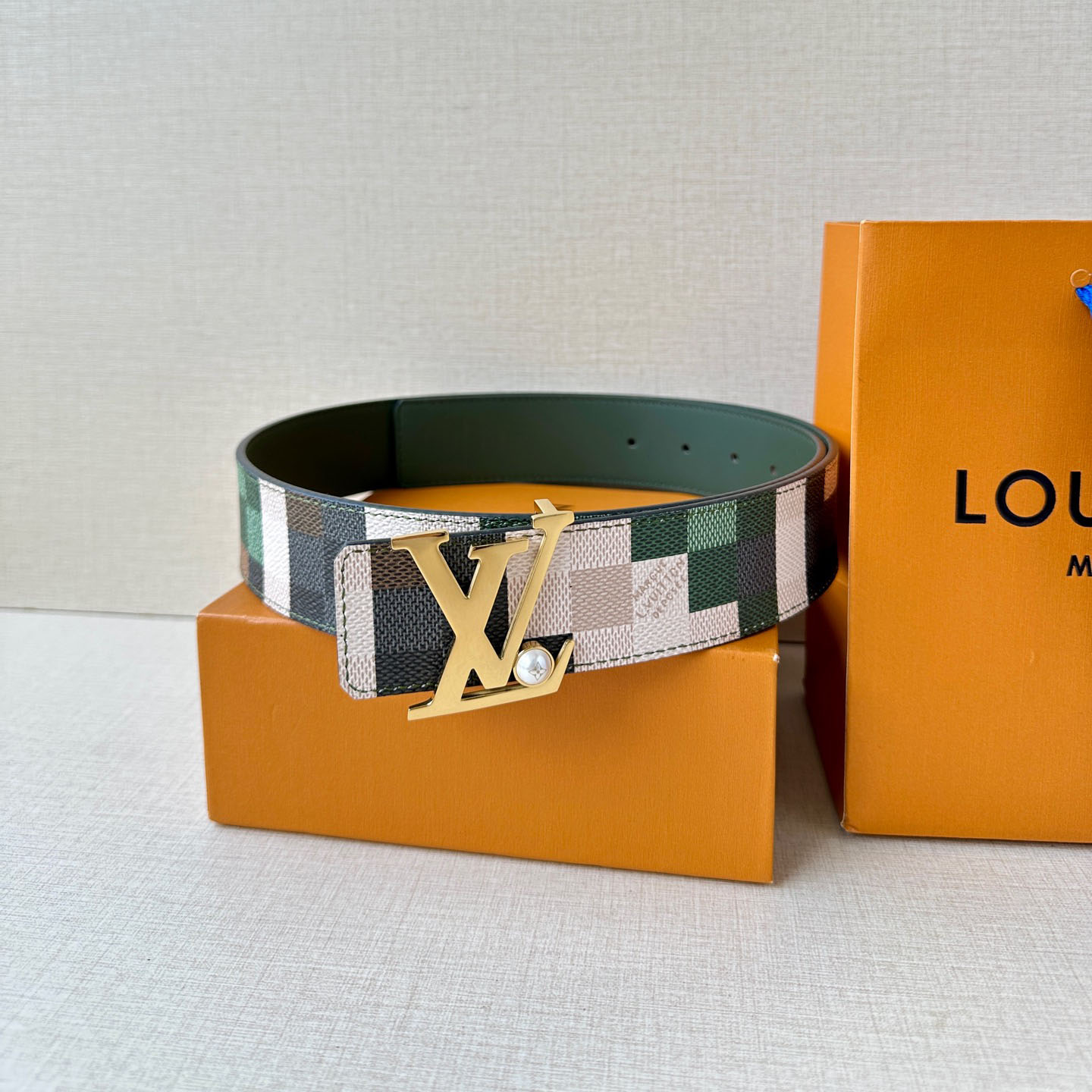 Louis Vuitton Men's Initiales Pearls Reversible Belt In Green/Red Damier Canvas With Gold/Silver Hardware 40mm