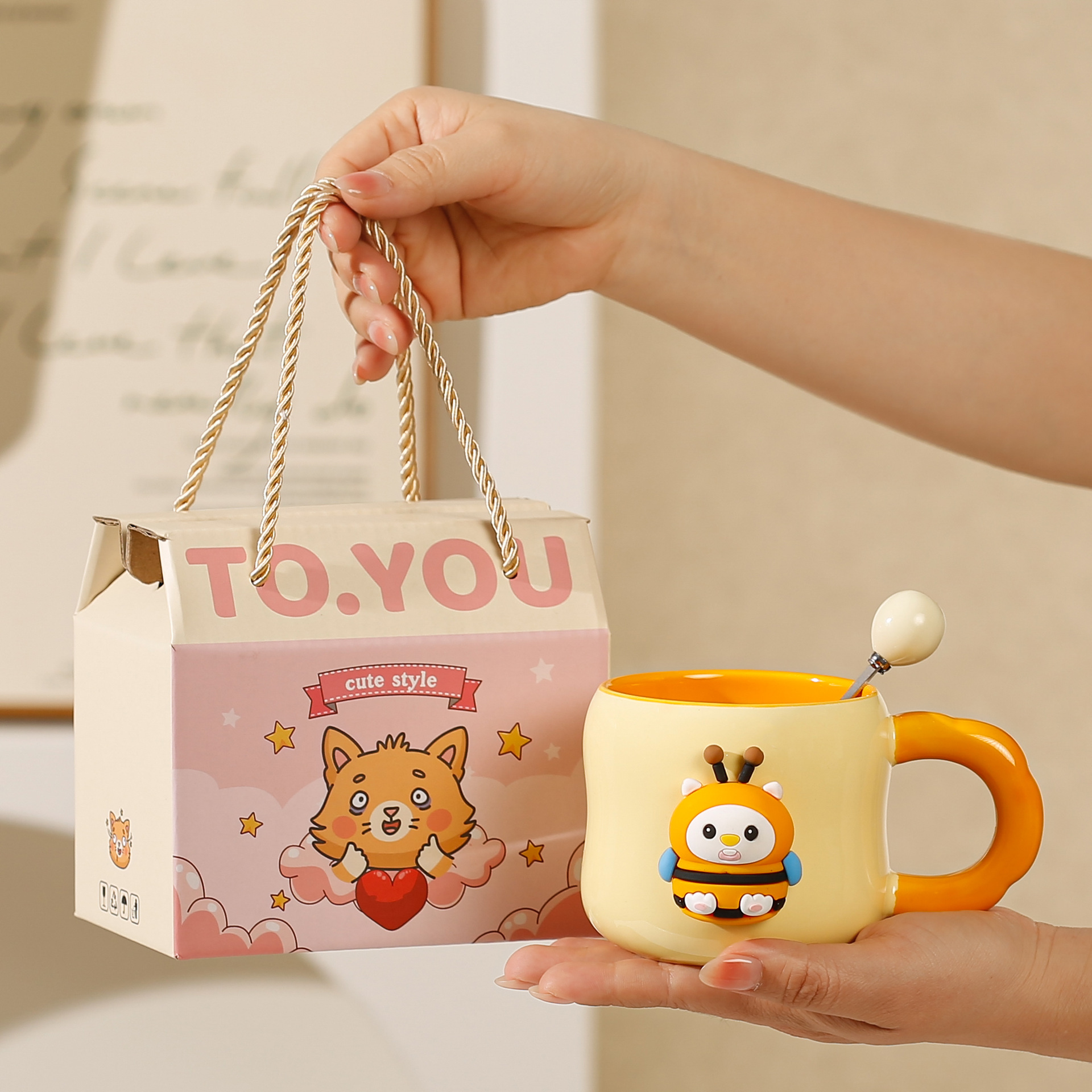 Bee Cartoon Mug